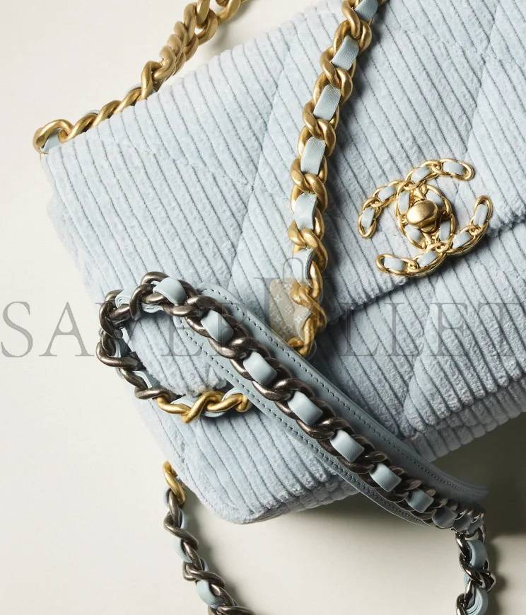 CHANEL CHANEL 19 HANDBAG GOLD HARDWARE AS1160 B08964 NJ582 (26*16*9cm) CHANEL CHANEL 19 HANDBAG GOLD HARDWARE AS1160 B08964 NJ582 (26*16*9cm)
